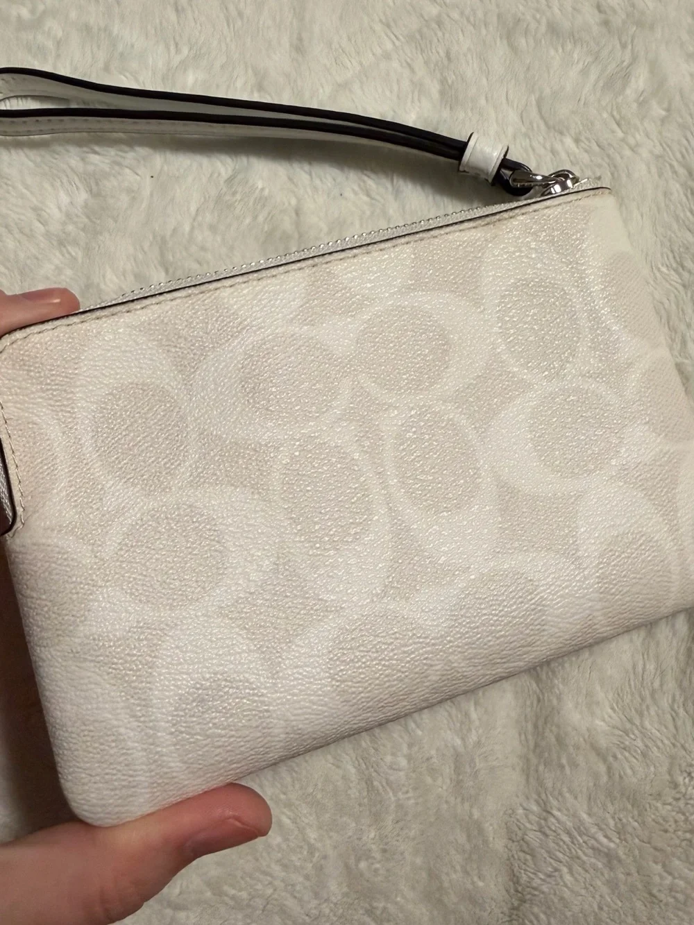 Coach X Marvel limited edition patch wristlet - Picture 2 of 3
